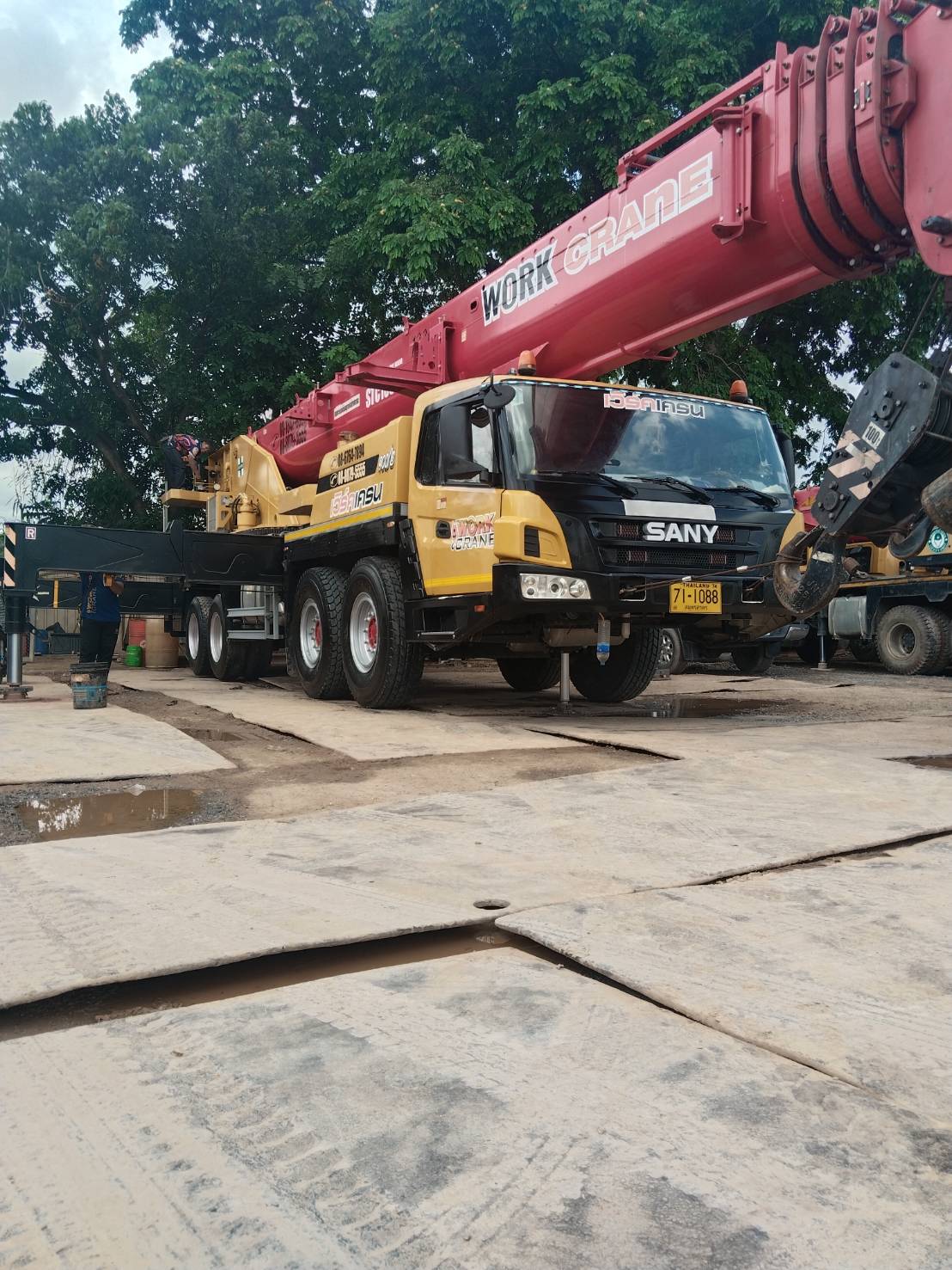 เครน 100 ตัน